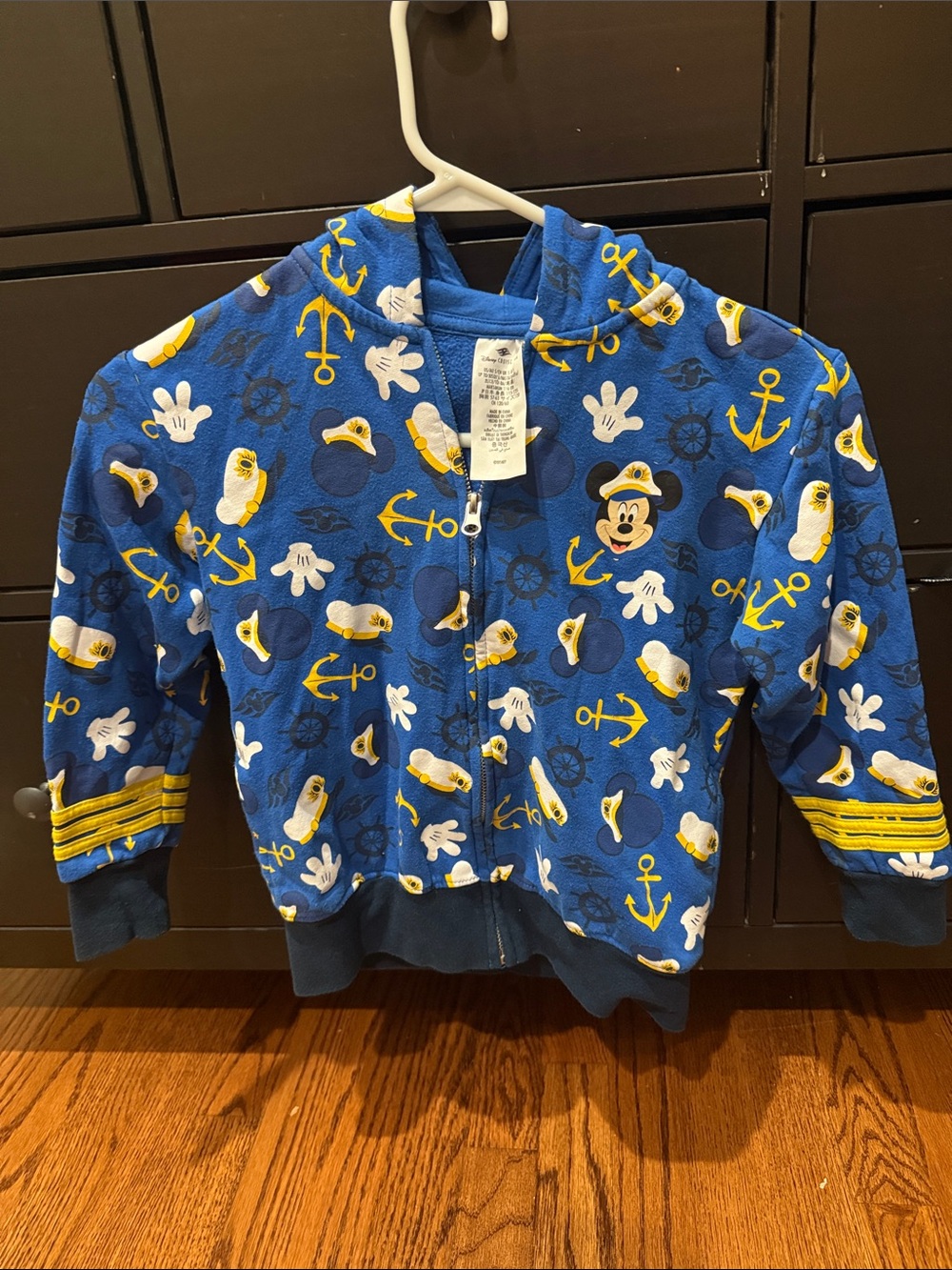 Captain Mickey official Disney Cruise zip up sweatshirt. Boys size Small
